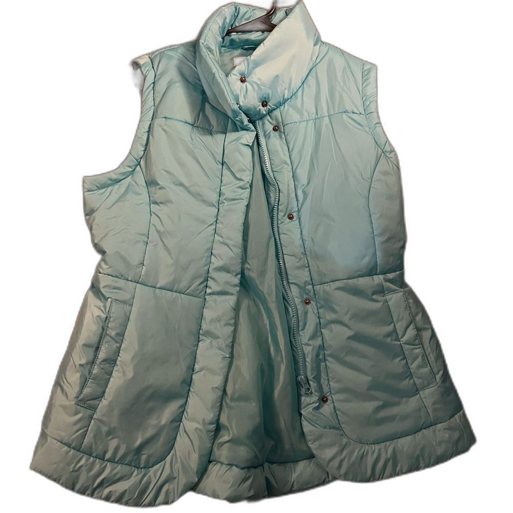 New York & Company Women's Light Blue Vest Full Zip